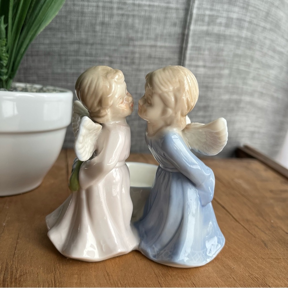 Vintage Porcelain Kissing Angles Votive Tea Light Candle Holder